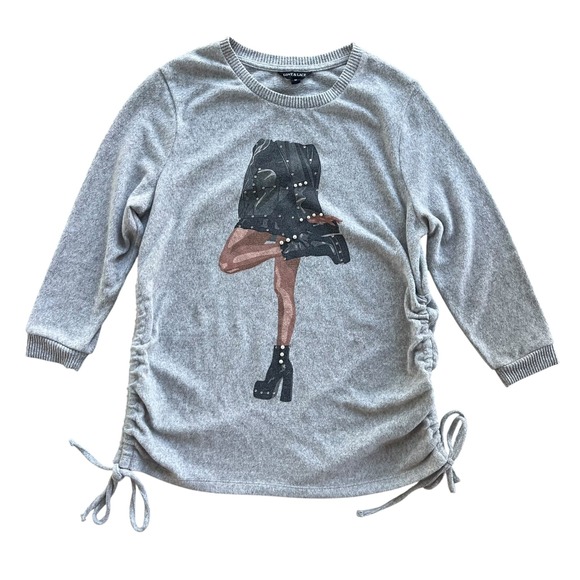 Love and Lace Gray Sweater with Fashion Graphic - Picture 2 of 16